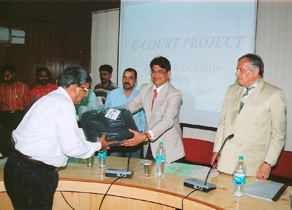 PHOTO GALLERY OF LAUNCHING OF E-COURT ON 09.07.2007 AT JAIPUR PHOTO